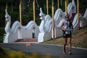 BIB: 5189
                            <button type="button" onclick="openModal(22502124)" class="btn btn-primary btn-sm float-right btn-popup" data-toggle="modal" data-target=".modal-high-quality">
                        <i class="fas fa-shopping-cart"></i> Add to Cart
                    </button>
                                            <button type="button" onclick="isThisMe(22502124, true)" class="btn btn-success btn-sm float-right btn-popup btn-isme hidden" data-toggle="tooltip" data-placement="bottom" title="นี่คือรูปของคุณใช่ไหม คลิกที่นี่เพื่อเอาเข้าอัลบั้ม">
                        <i class="fas fa-plus"></i> Add to album
                    </button>
                    <button type="button" onclick="isThisMe(22502124, false)" class="btn btn-warning btn-sm float-right btn-popup btn-isnotme hidden">
                        <i class="fas fa-ban"></i> Remove from album
                    </button>